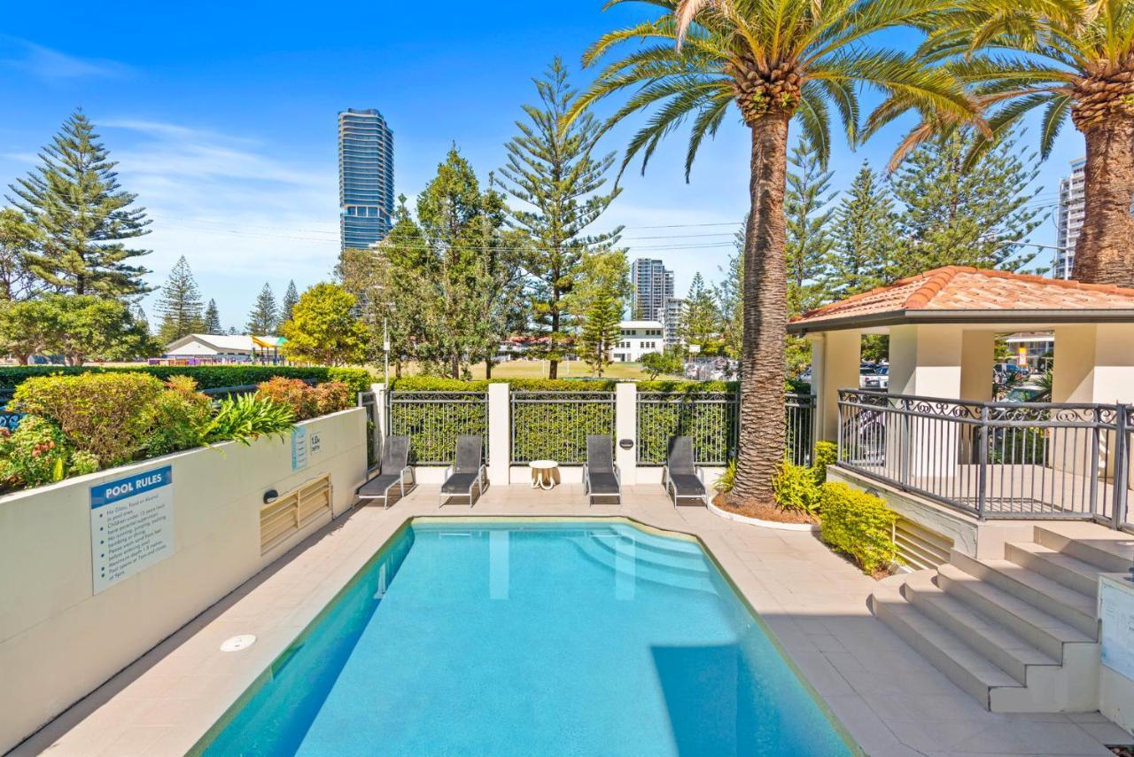 Island Beach Resort Gold Coast Exterior foto